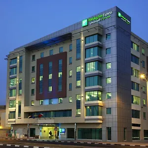 2* Hotel Express Jumeirah, An Ihg